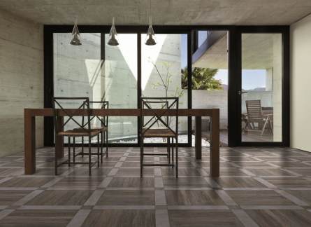 Saint Tropez Cir
